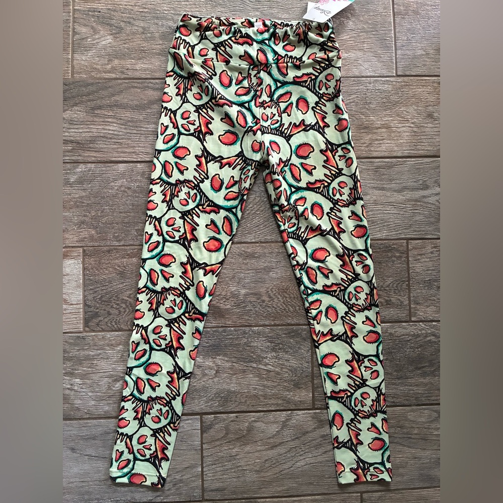 LuLaRoe Poison Apple Leggings Disney Villain Snow White NWT OS
